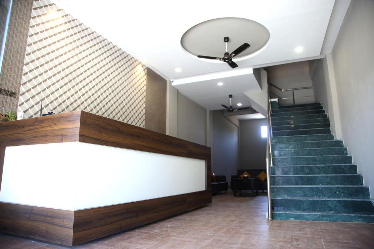 Elite Inn Lonavala Dış mekan fotoğraf