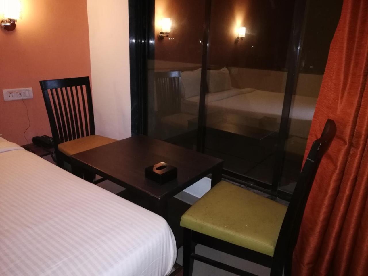 Elite Inn Lonavala Dış mekan fotoğraf