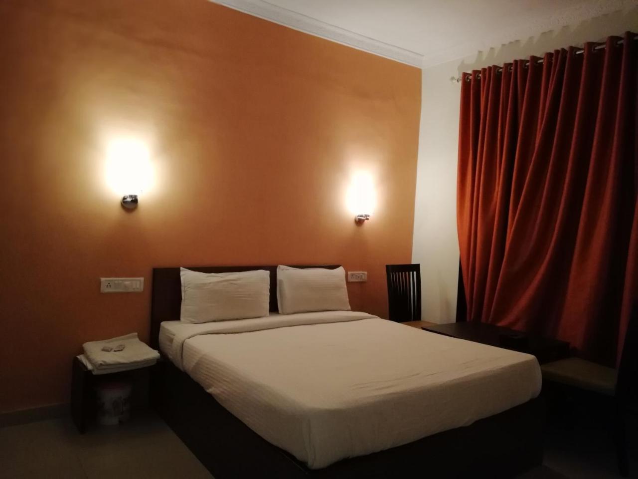 Elite Inn Lonavala Dış mekan fotoğraf